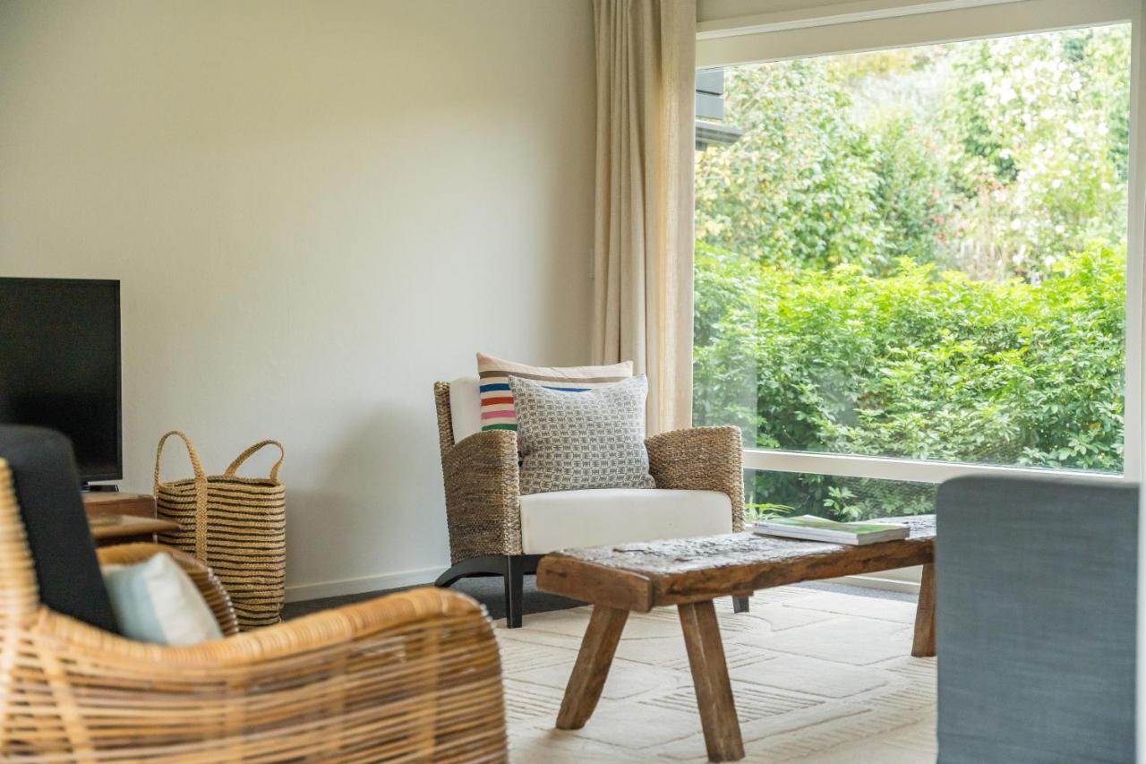 Villa Henry'S Bach Lago Lago Taupo Esterno foto