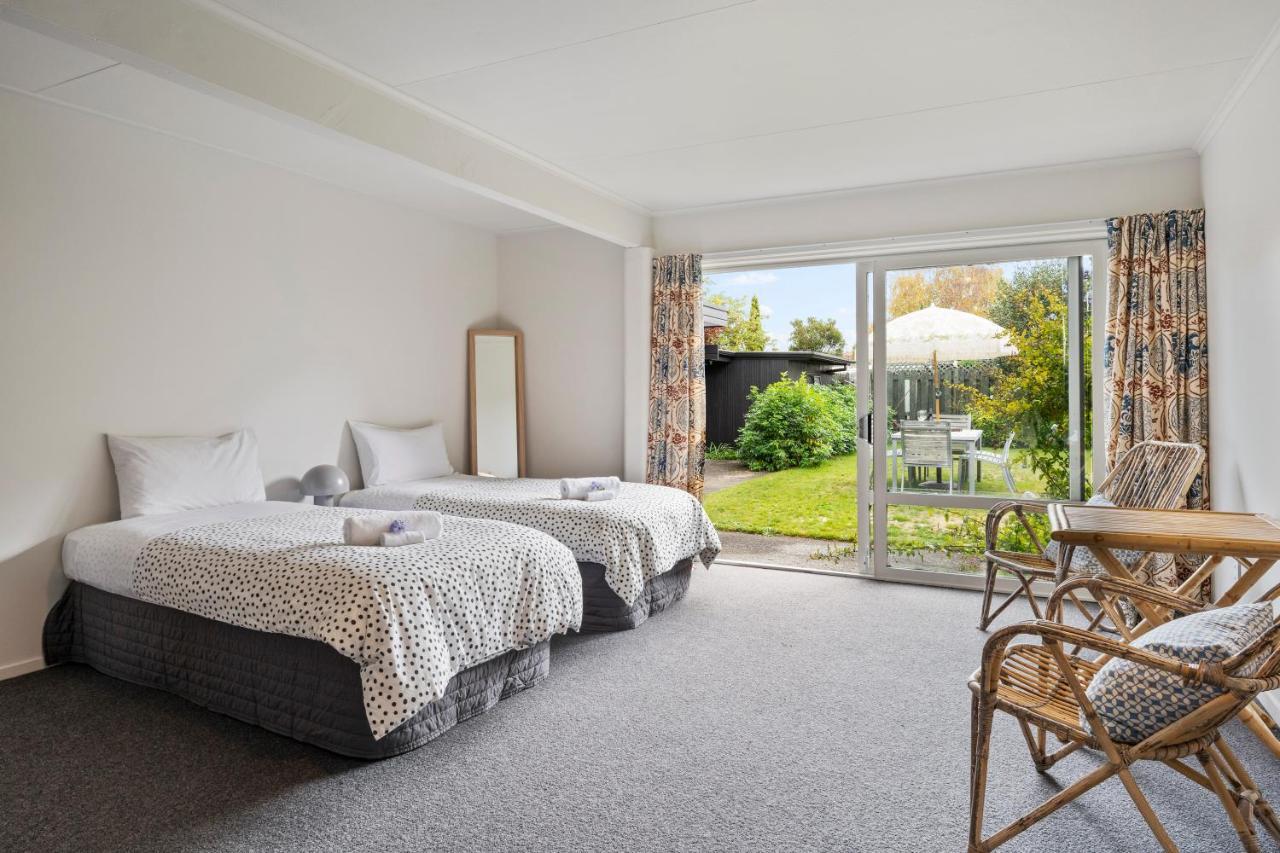 Villa Henry'S Bach Lago Lago Taupo Esterno foto